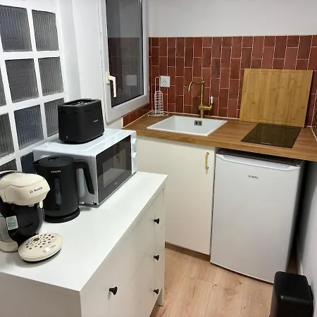 Cozy Avec Terrasse Idealement Situe Διαμέρισμα Ανζέρ