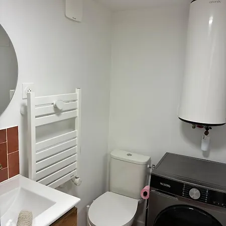 Cozy Avec Terrasse Idealement Situe Ανζέρ