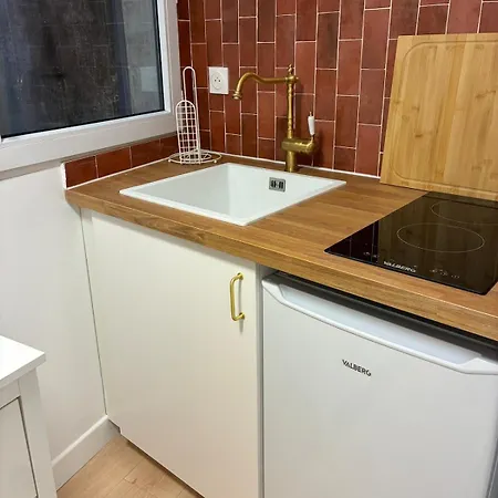 Cozy Avec Terrasse Idealement Situe * Ανζέρ