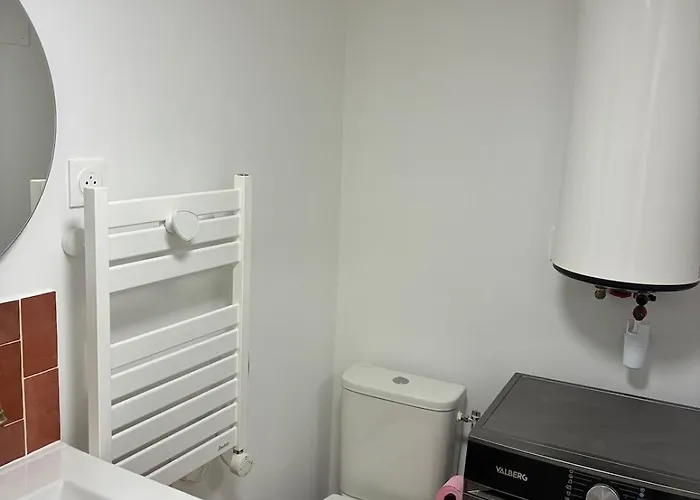 Cozy Avec Terrasse Idealement Situe Angers